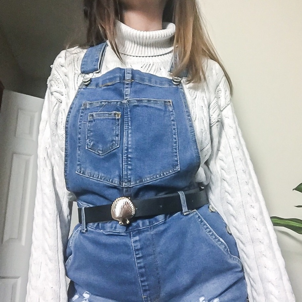 Classic Denim Distressed Overall Shorts - Picture 11 of 13